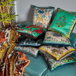 Lemur Silk Cushion: Jungle