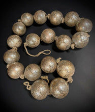 63" GLASS GARLAND-MOCHA FROST