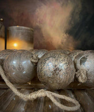 63" GLASS GARLAND-MOCHA FROST